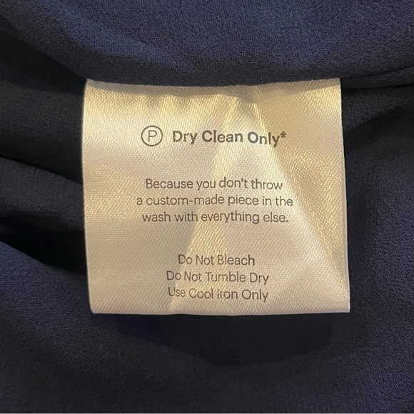 NWT Fame and Partners Pleated Gown in Navy Blue - Picture 6 of 7